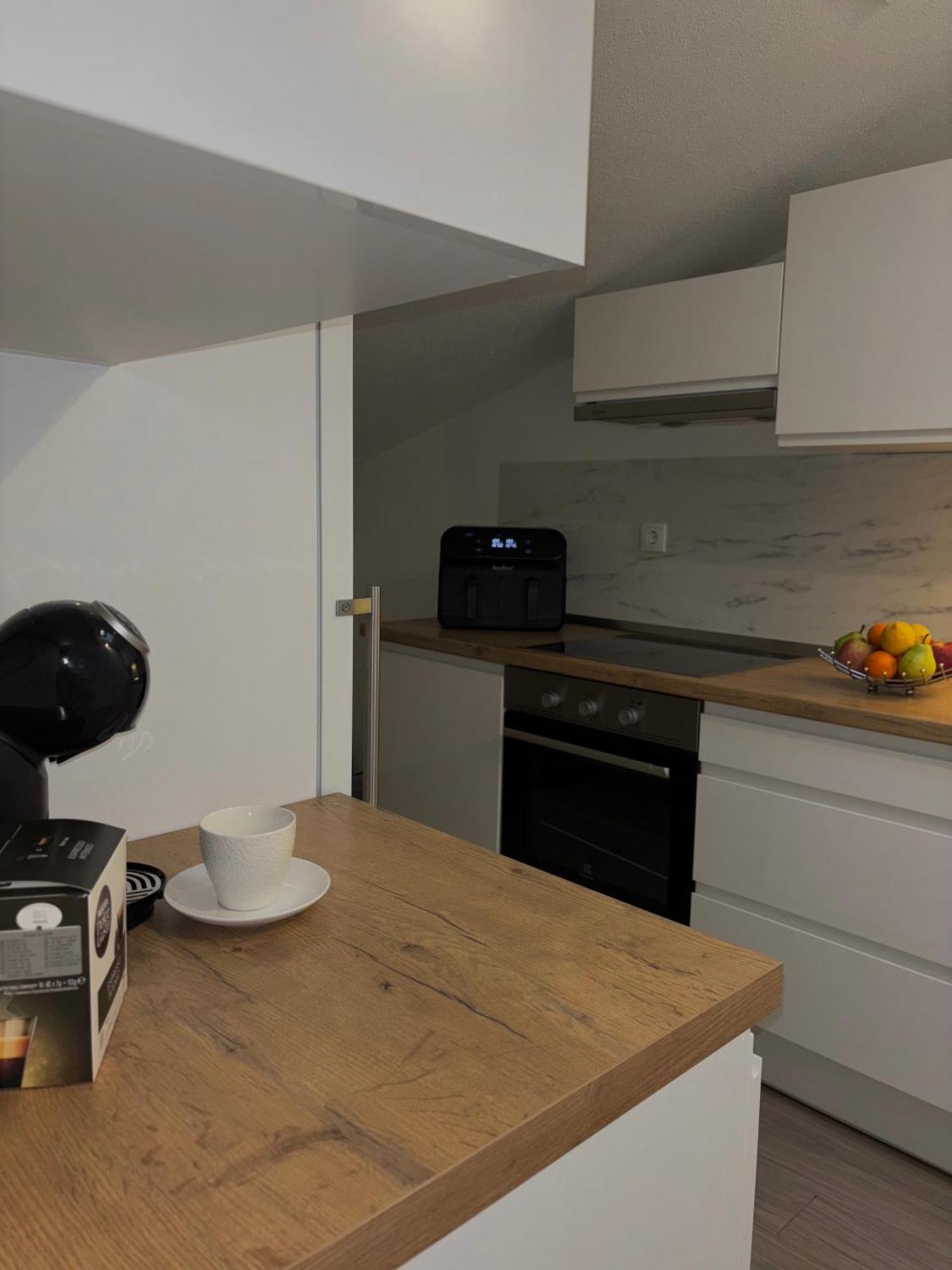 Apartman Sunny Vacay Каштела Екстер'єр фото